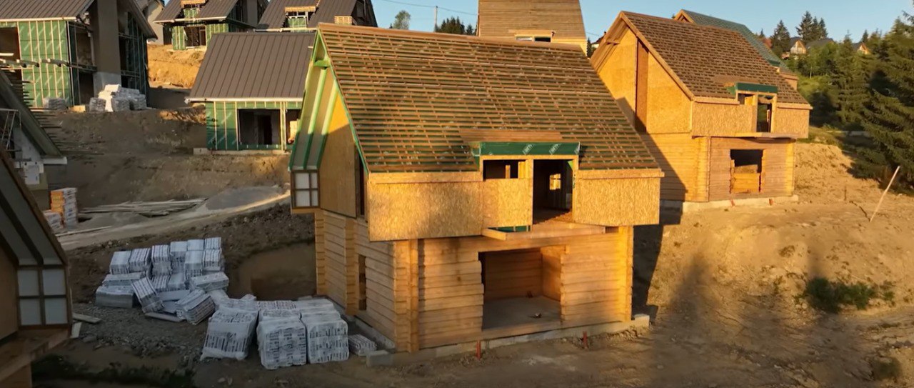 Котеджне містечко "SKOGUR"